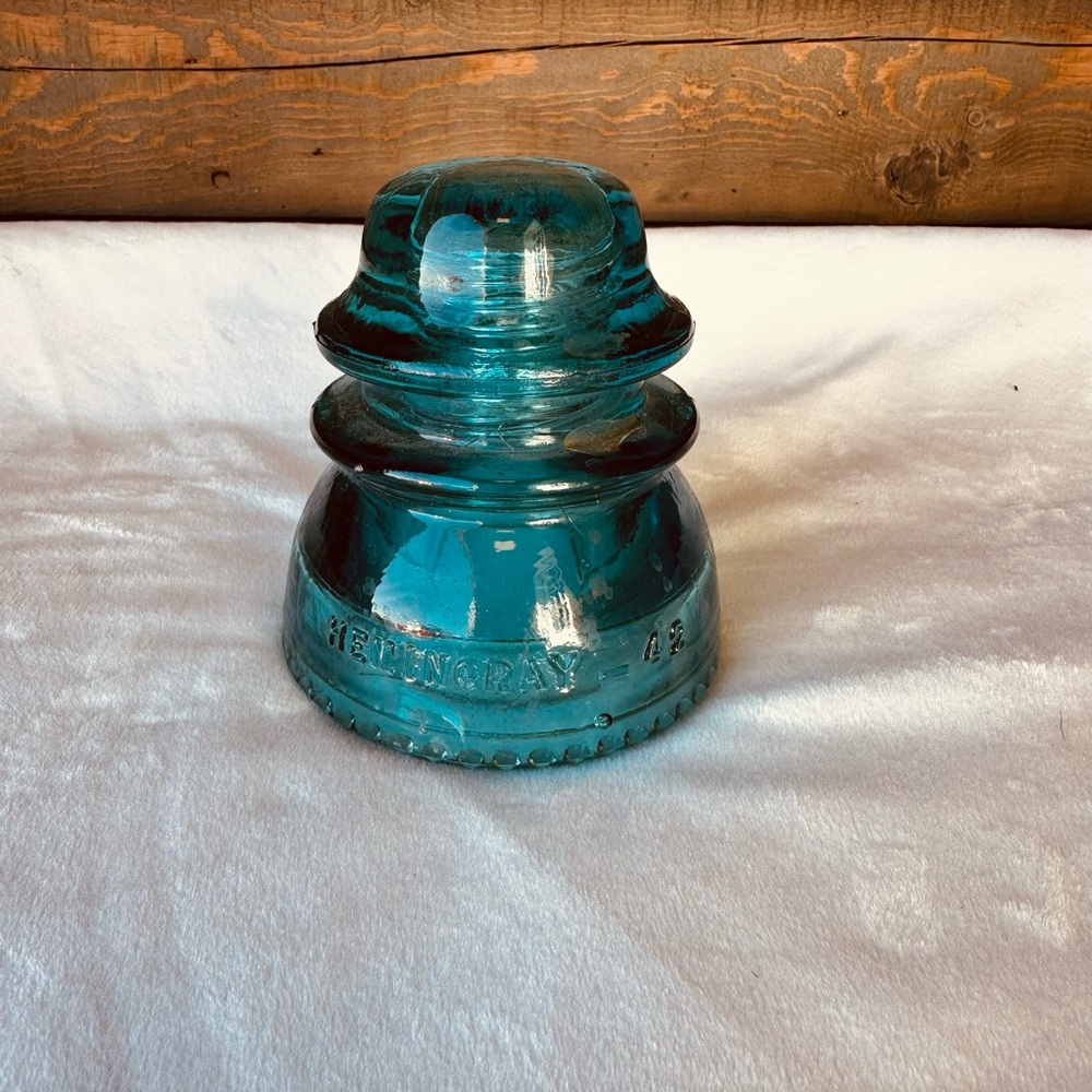 Vintage Hemingray Glass Insulator No 42 Made in USA Green/Aqua Marine 4”